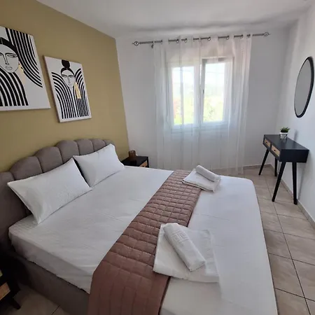 Amaze House Apartman