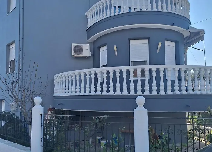 Amaze House * Limenária