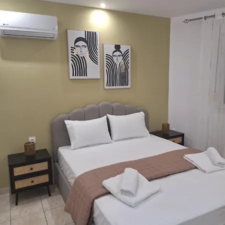 Amaze House Apartament *